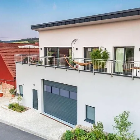 Penthouse Tauberblick Terrace * Tauberbischofsheim